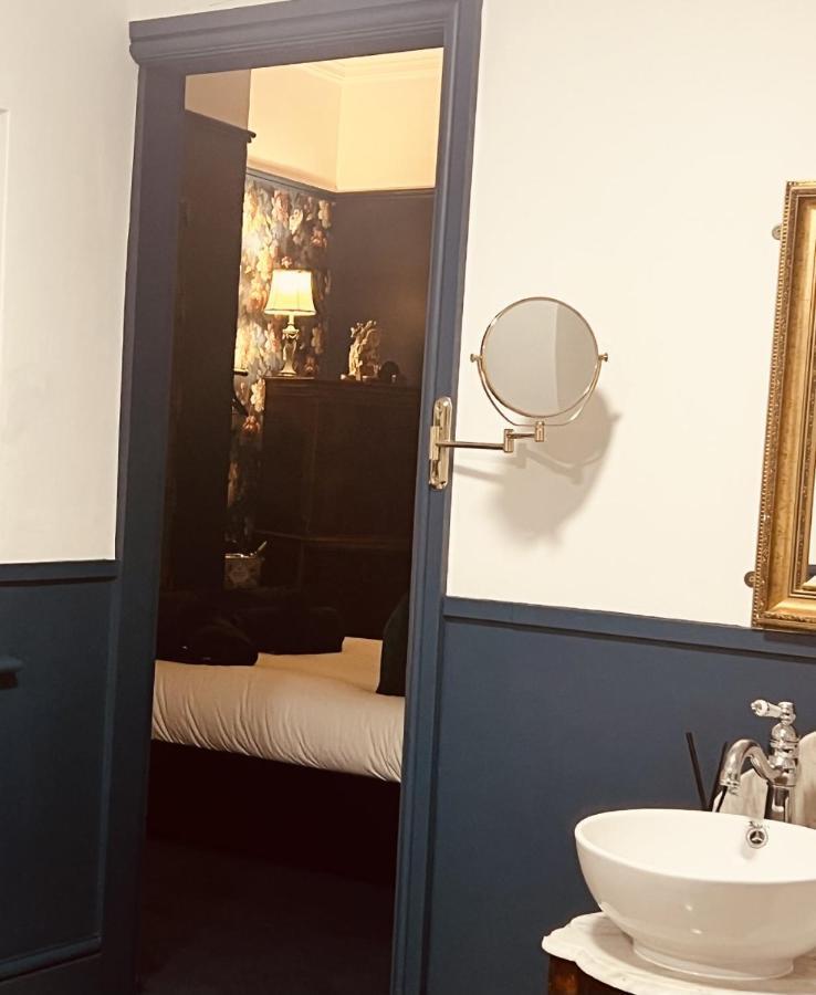Mollys Boutique Hotel Ілклі Екстер'єр фото